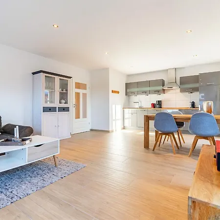 Lighthouse Apartment